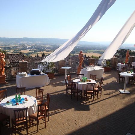 Giotto Hotel & Spa Assisi Exteriör bild