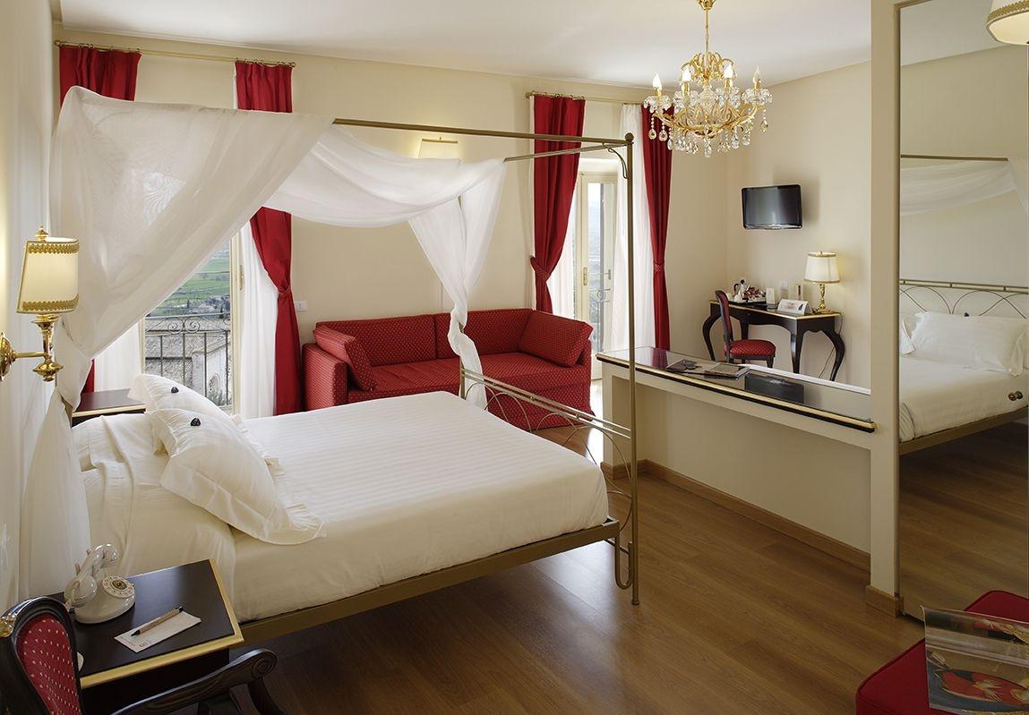Giotto Hotel & Spa Assisi Exteriör bild