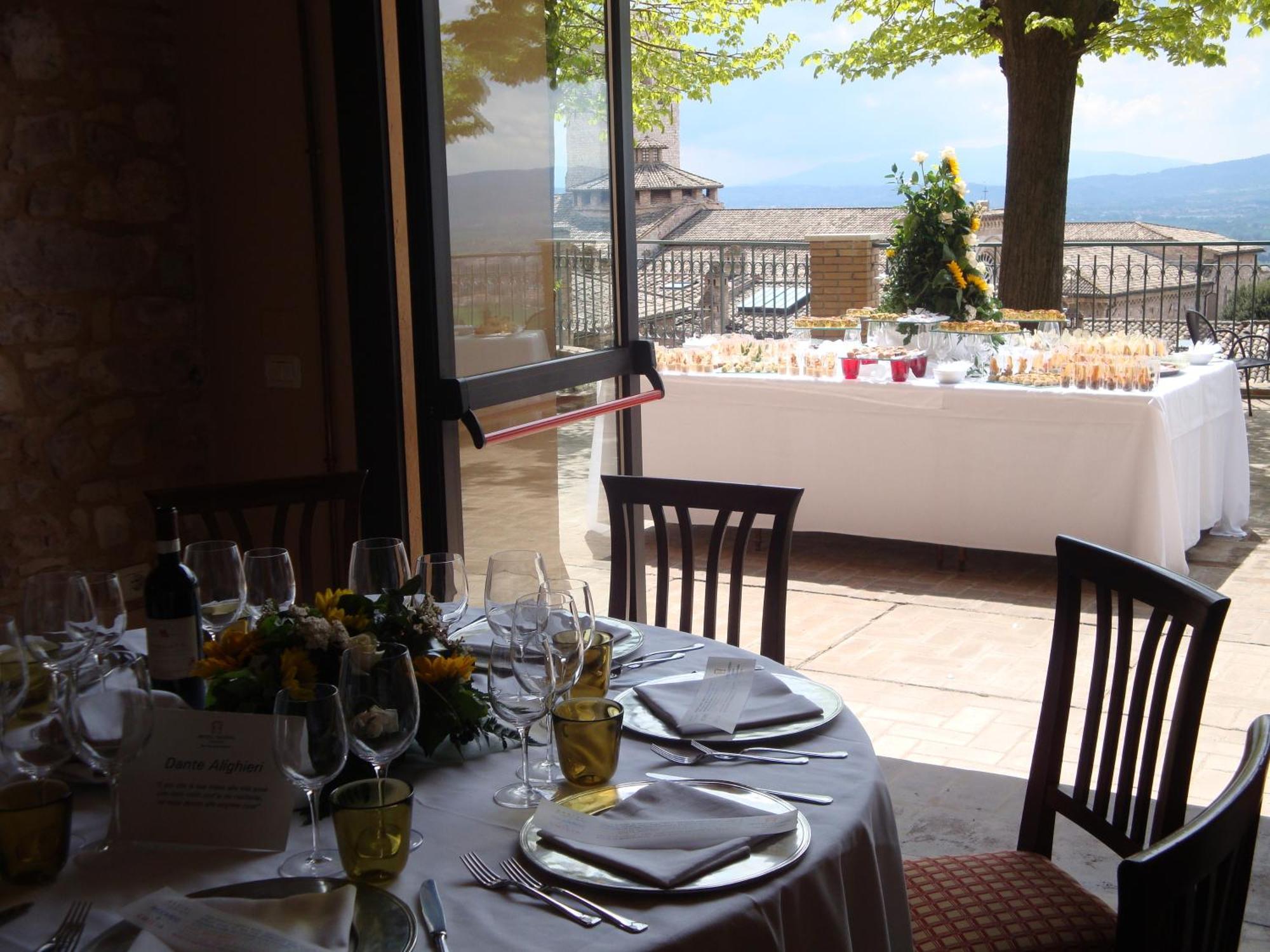 Giotto Hotel & Spa Assisi Exteriör bild